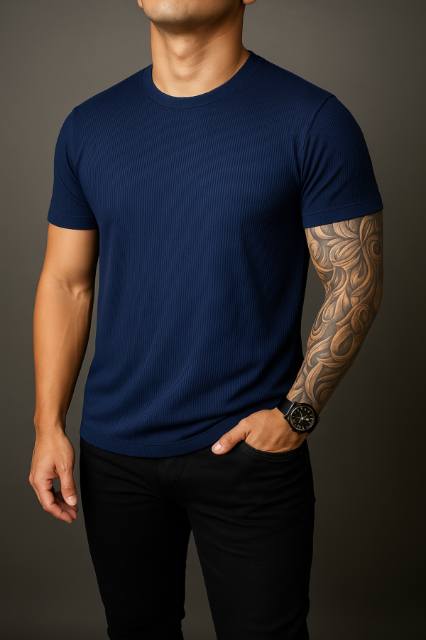 Playera Cuello Redondo Bastilla Ovalada - Imagen 3